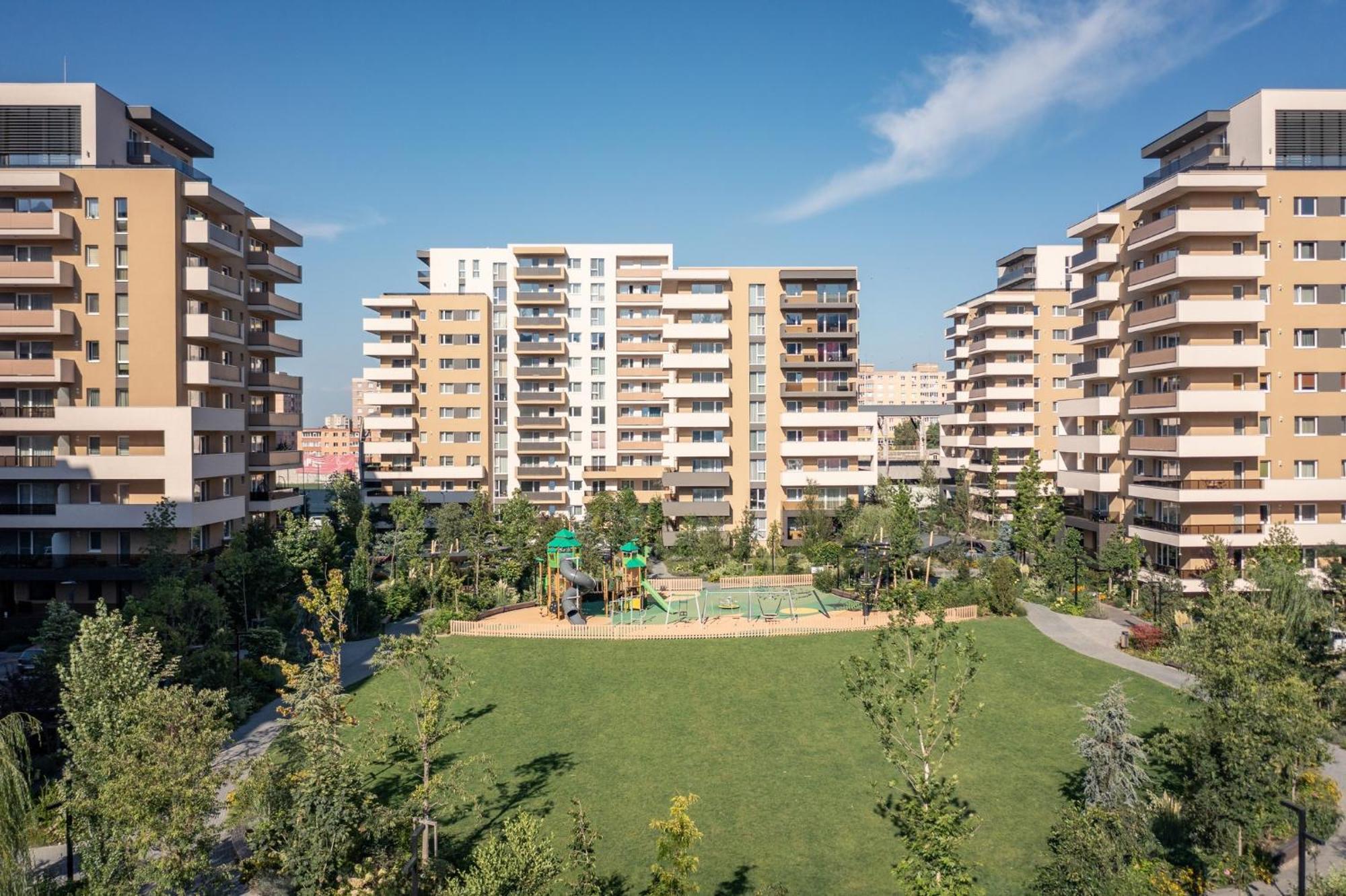 Carpatilor Apart Hotel Брашов Экстерьер фото